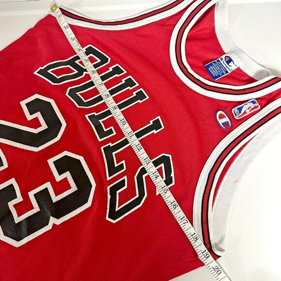 VTG 90s Bulls Champion Jersey - Picture 9 of 10